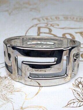 Vintage Silver Chunky Bangle Bracelet - Hinged Clamper